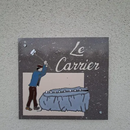펜션 Le Carrier Classe 4 Etoiles 2 A 5 Personnes Au Coeur Des Volcans D'auvergne